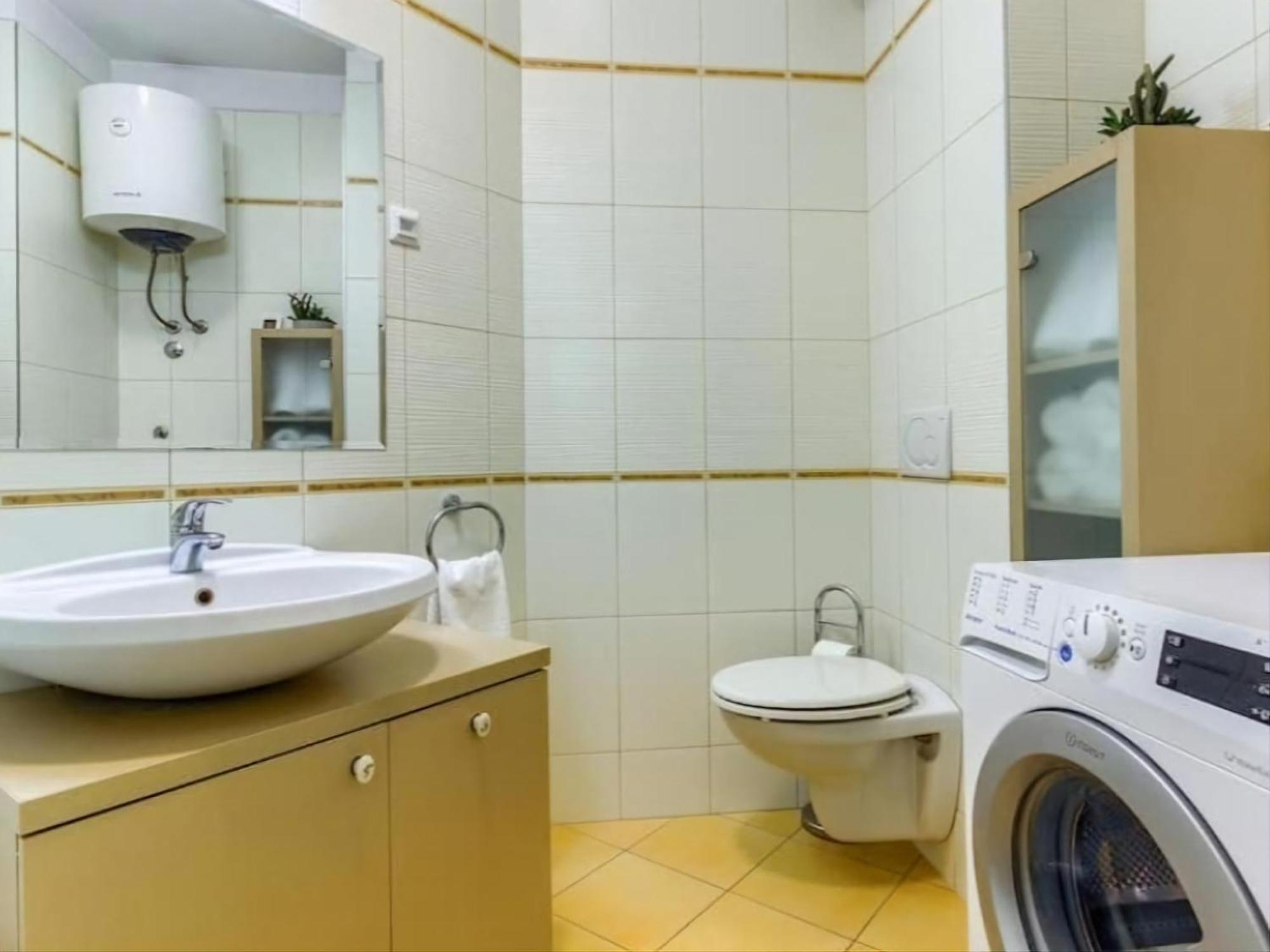 New Apartment Bila Jidra**** สปลิท ภายนอก รูปภาพ